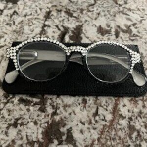 NY Fifth Avenue BLING Round Readers Black with European Crystals Across Top 2.0